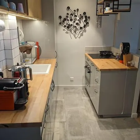 Double Chez L'occupant Au Sein D'un Calme Et Tres Bien Situe Pansiyon *